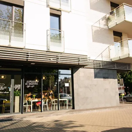 Blue Coast Solna 11c/305 * קולובז'ג